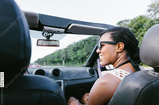 Young friends going on roadtrip